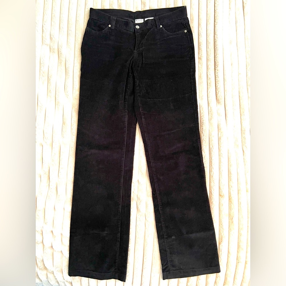 Columbia Corduroy Black Jeans size 10! Has a little stretch in them super comfy!